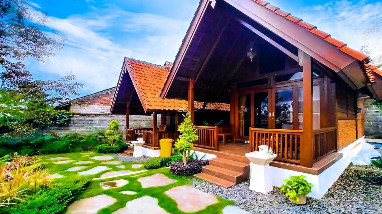 Andung Andung Villa And Resto Banyuwangi  Bagian luar foto
